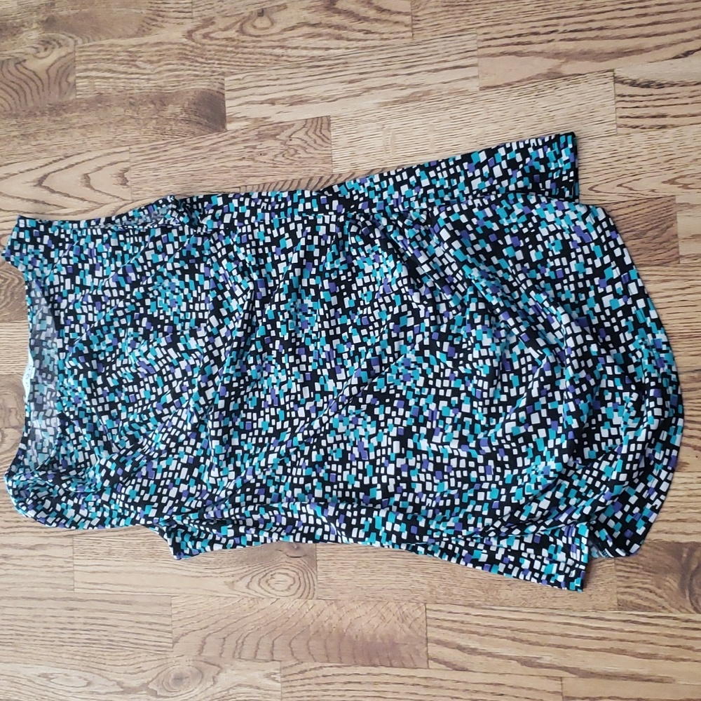 (S) Cleo Petites Geometric Print Sleeveless Top Cowl Neck